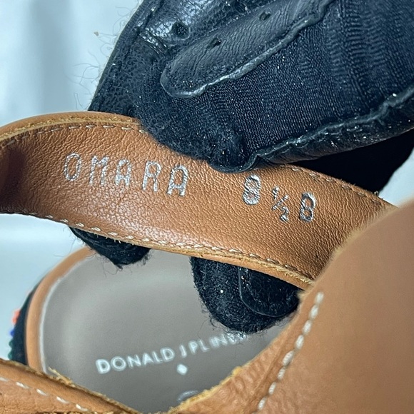 NWOT Donald J. Pliner OMARA Donald & Lisa Signature Beaded Block Heels Size 8.5 - Picture 9 of 17